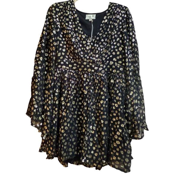 Mille Resort & Travel Black and Gold Flare Sleeve Mini Dress - Size Small - NWT - Picture 1 of 6